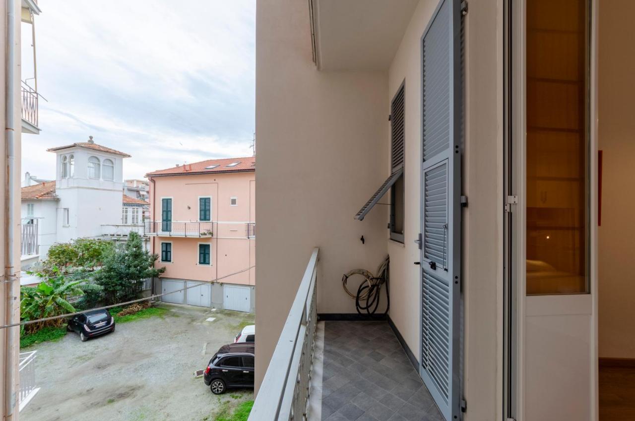 Joivy Apt For 4, Metres From Beach, In Sestri Levante Eksteriør billede